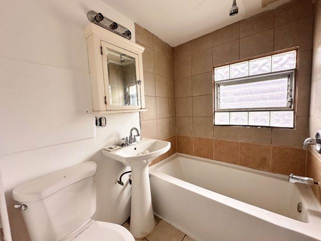 4926 W 30th Place, Cicero, IL 60804