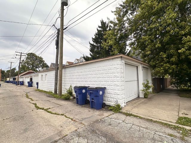4926 W 30th Place, Cicero, IL 60804