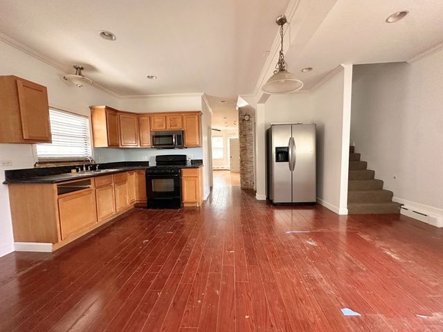 4926 W 30th Place, Cicero, IL 60804