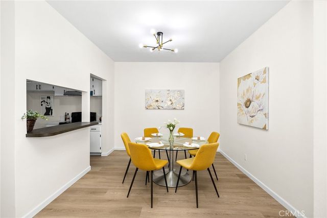 400 S La Fayette Park 213, Los Angeles, CA 90057