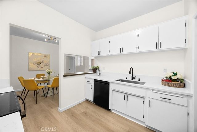400 S La Fayette Park 213, Los Angeles, CA 90057