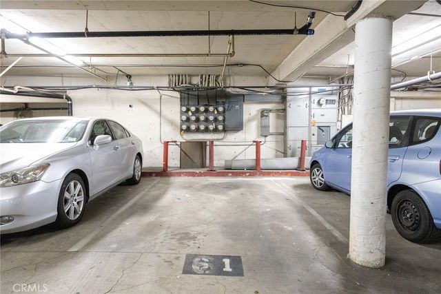 400 S La Fayette Park 213, Los Angeles, CA 90057