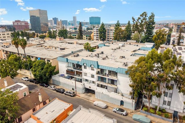 400 S La Fayette Park 213, Los Angeles, CA 90057