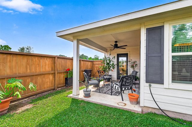 40402 Red Poppy Lane, Magnolia, TX 77354