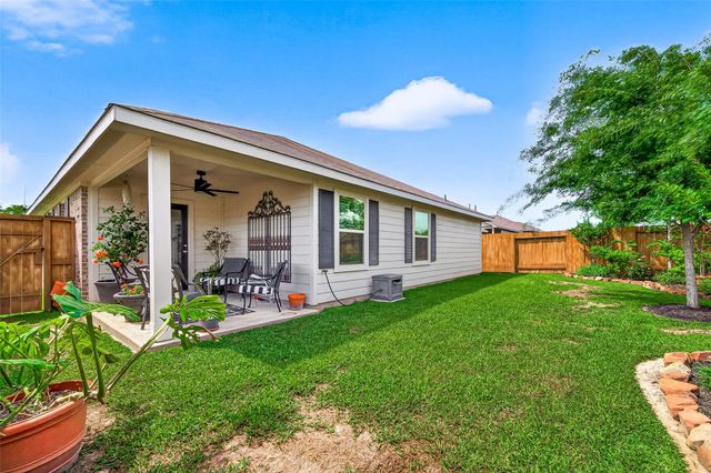 40402 Red Poppy Lane, Magnolia, TX 77354