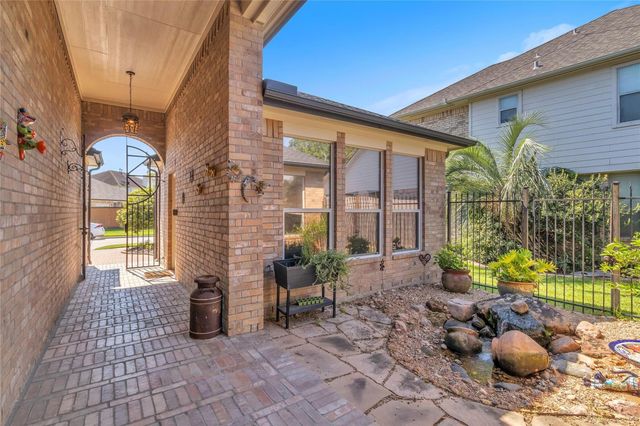 425 Cardinal Oaks, League City, TX 77565