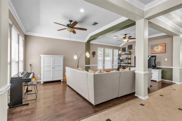 425 Cardinal Oaks, League City, TX 77565