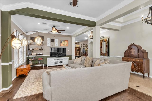 425 Cardinal Oaks, League City, TX 77565