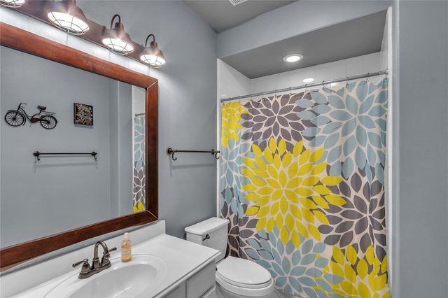 425 Cardinal Oaks, League City, TX 77565