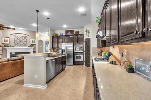 425 Cardinal Oaks, League City, TX 77565