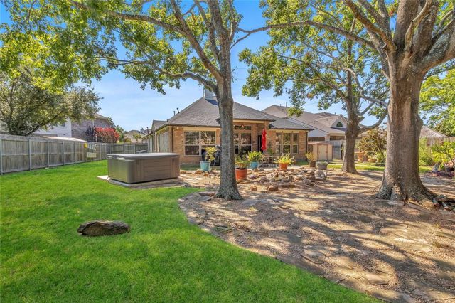 425 Cardinal Oaks, League City, TX 77565