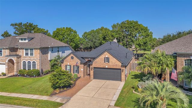 425 Cardinal Oaks, League City, TX 77565