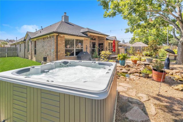 425 Cardinal Oaks, League City, TX 77565