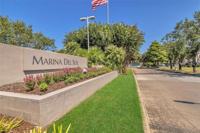 425 Cardinal Oaks, League City, TX 77565