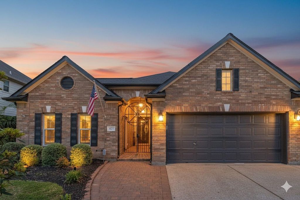 425 Cardinal Oaks, League City, TX 77565