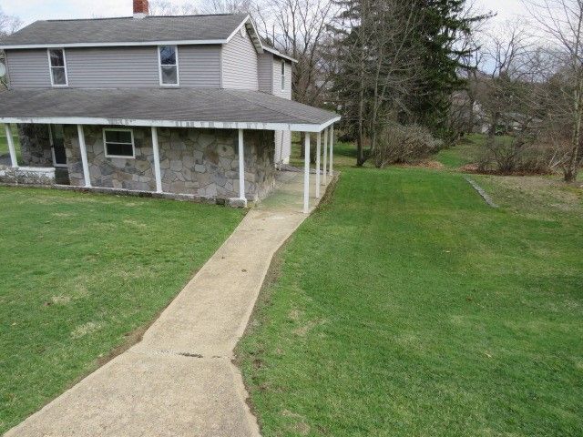 223 Church St, Delmont, PA 15626