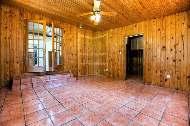 2626 Rice Avenue, San Angelo, TX 76904