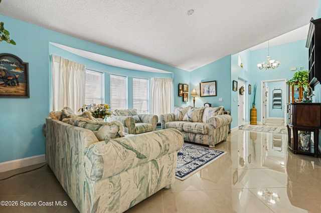 602 Ballon Terrace SE, Palm Bay, FL 32909