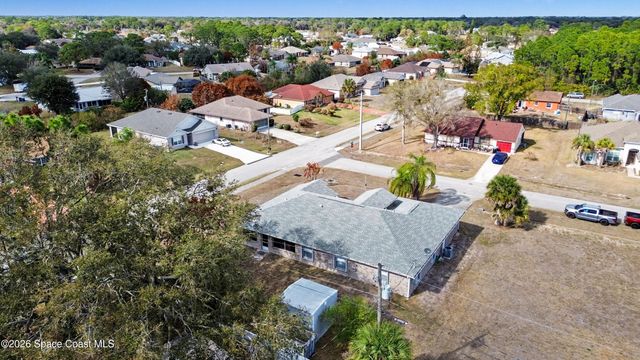 602 Ballon Terrace SE, Palm Bay, FL 32909