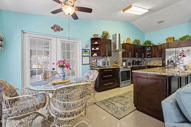 602 Ballon Terrace SE, Palm Bay, FL 32909