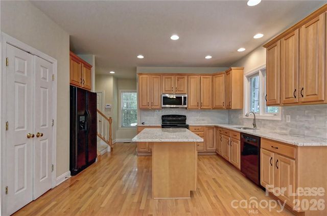 10496 Gunnison Lane, Charlotte, NC 28277