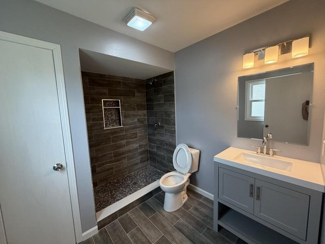 5934 Regency Hills DRIVE, Mount Pleasant, WI 53406