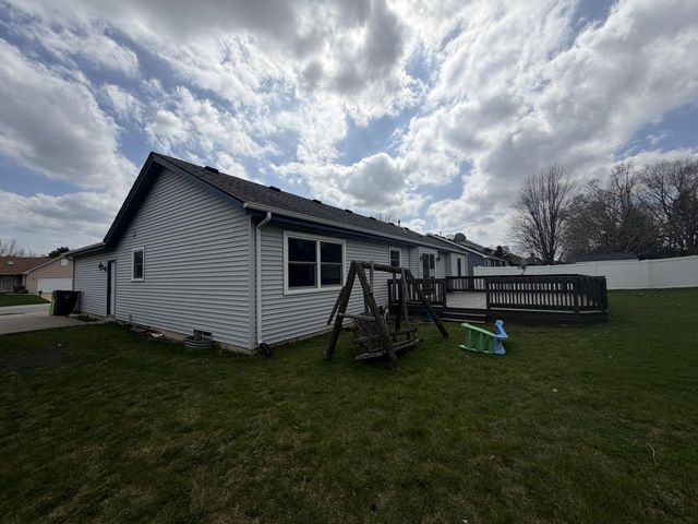 5934 Regency Hills DRIVE, Mount Pleasant, WI 53406