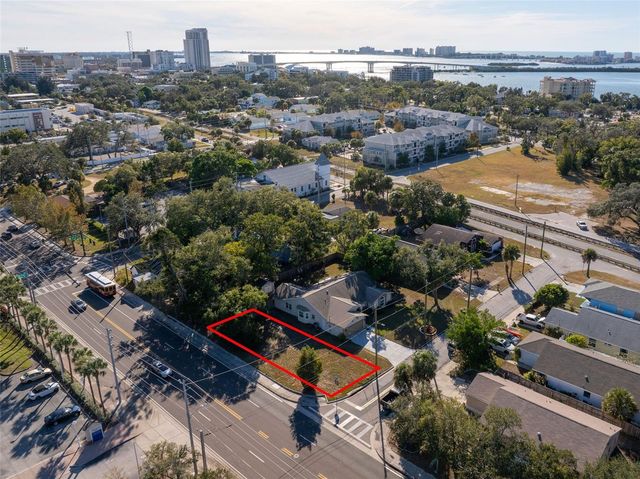 717 NICHOLSON STREET, Clearwater, FL 33755