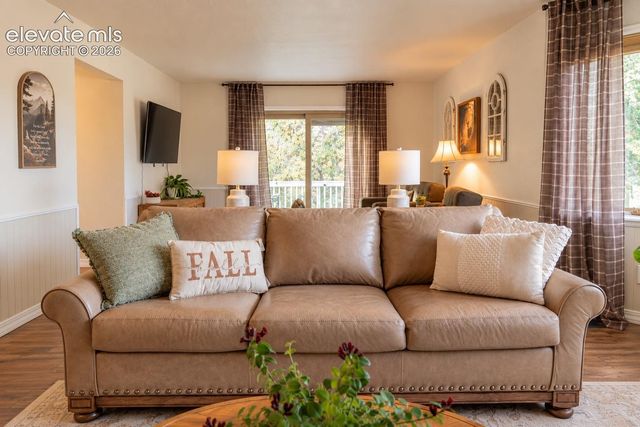 721 Sunnywood Place, Woodland Park, CO 80863