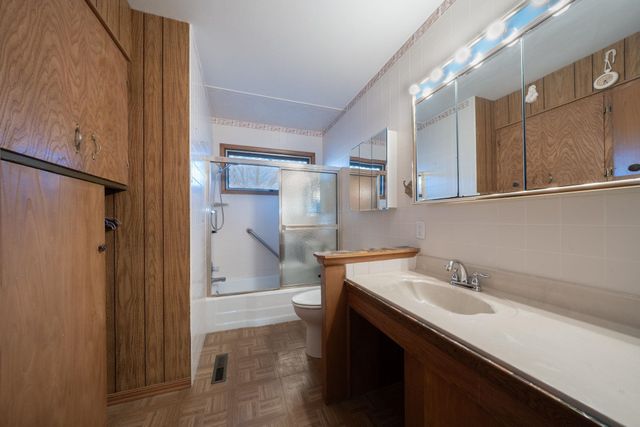 1717 State St, Augusta, KS 67010