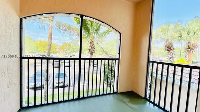 2807 Veronia Dr 201, Palm Beach Gardens, FL 33410