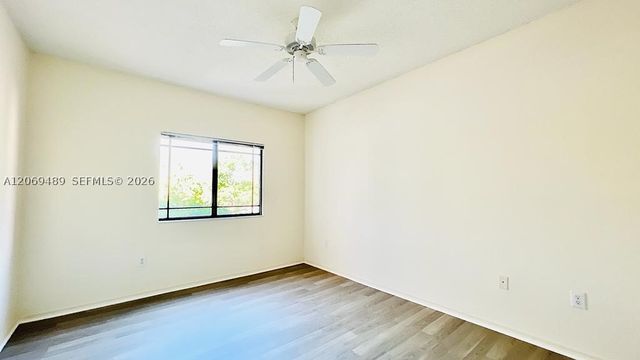 2807 Veronia Dr 201, Palm Beach Gardens, FL 33410