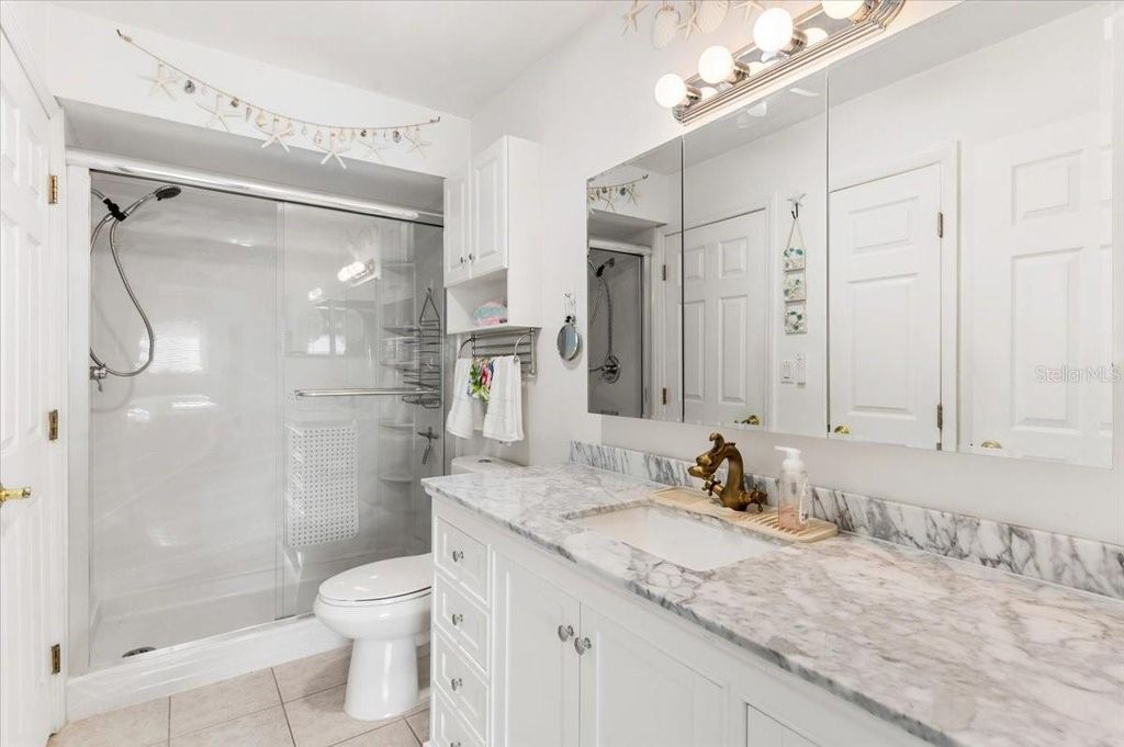 Image 18 of property listing at 25225 RAMPART BOULEVARD 1207, Punta Gorda, FL 33983