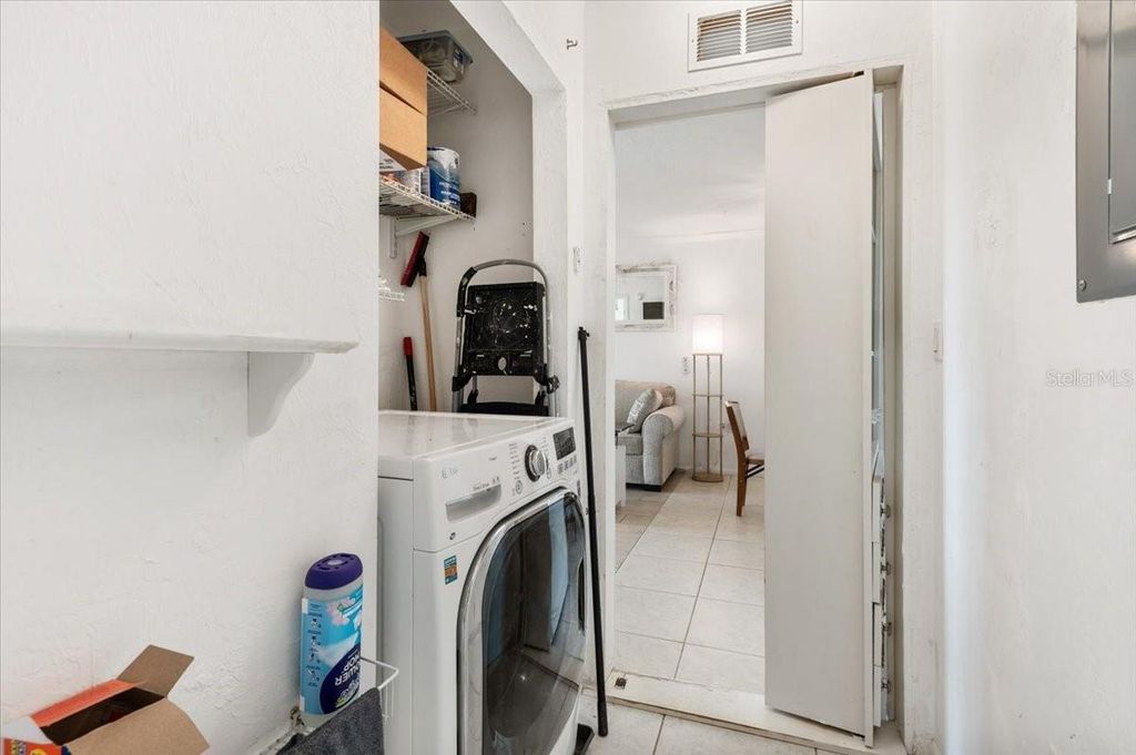 Image 20 of property listing at 25225 RAMPART BOULEVARD 1207, Punta Gorda, FL 33983