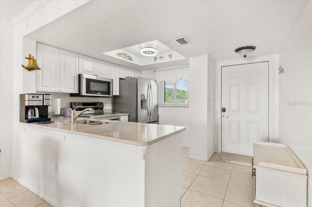 Image 8 of property listing at 25225 RAMPART BOULEVARD 1207, Punta Gorda, FL 33983