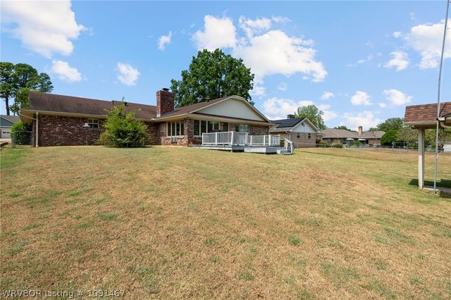 2017 S 70th Street, Fort Smith, AR 72903