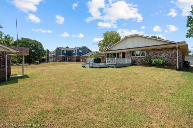 2017 S 70th Street, Fort Smith, AR 72903