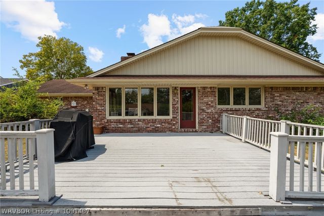 2017 S 70th Street, Fort Smith, AR 72903