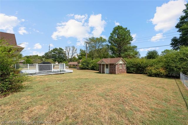 2017 S 70th Street, Fort Smith, AR 72903