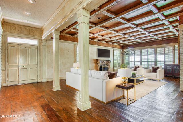 6041 TORREY PINES Drive, El Paso, TX 79912