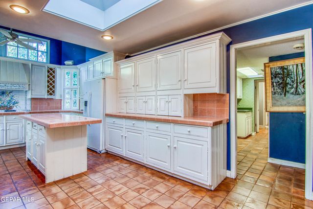 6041 TORREY PINES Drive, El Paso, TX 79912