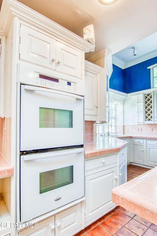 6041 TORREY PINES Drive, El Paso, TX 79912