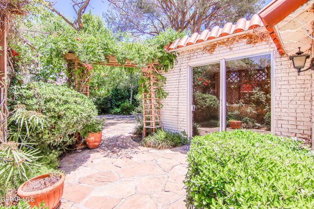 6041 TORREY PINES Drive, El Paso, TX 79912