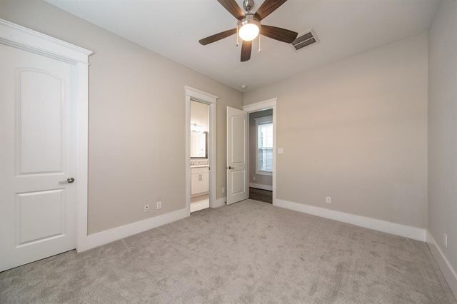 402 W 28th Street, Houston, TX 77008