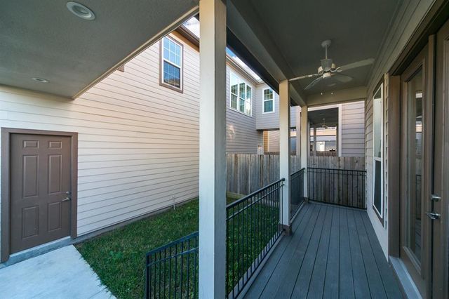 402 W 28th Street, Houston, TX 77008
