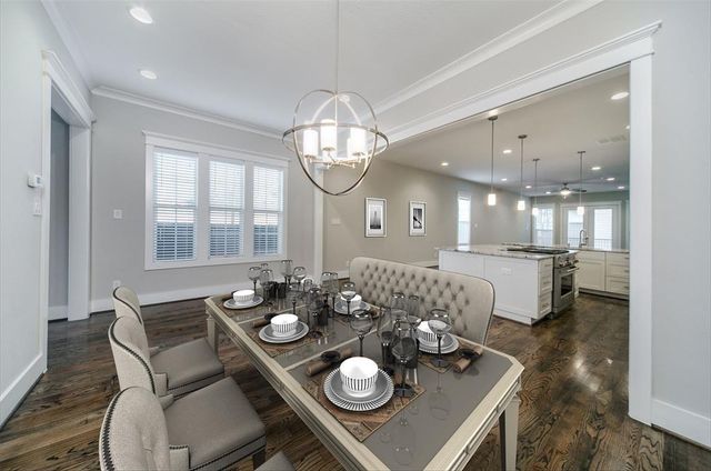 402 W 28th Street, Houston, TX 77008