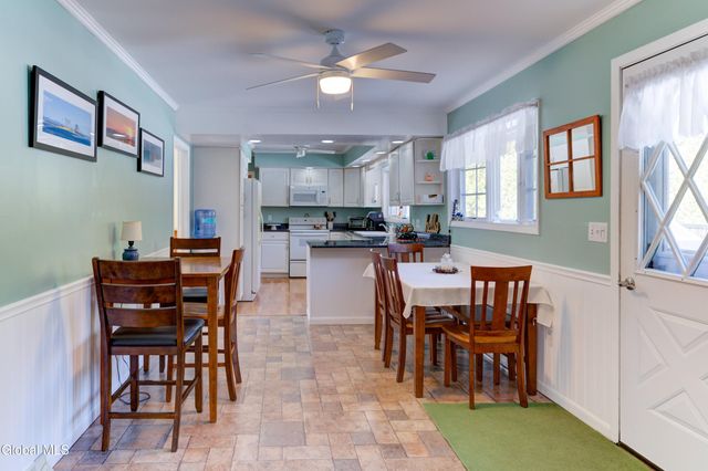 109 Ridgewood Avenue, Broadalbin, NY 12025