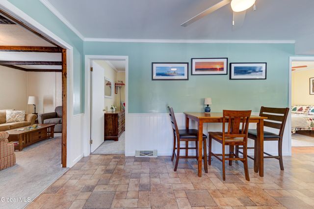 109 Ridgewood Avenue, Broadalbin, NY 12025