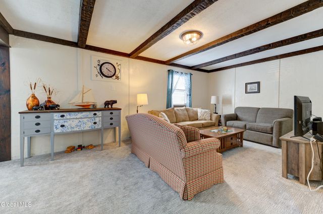 109 Ridgewood Avenue, Broadalbin, NY 12025