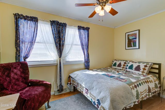 109 Ridgewood Avenue, Broadalbin, NY 12025